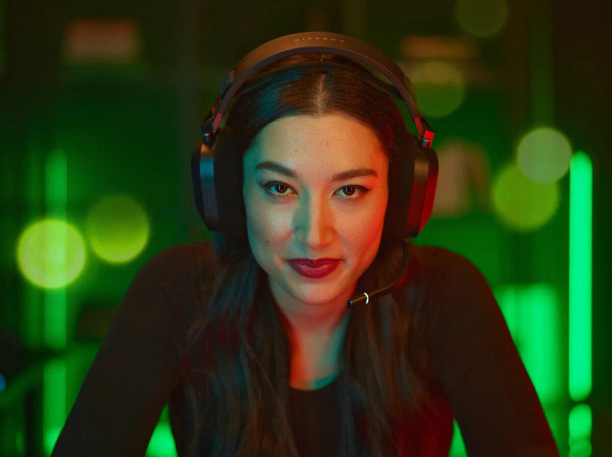 Corsair HS80 - Wireless Gaming RGB Headset in Black