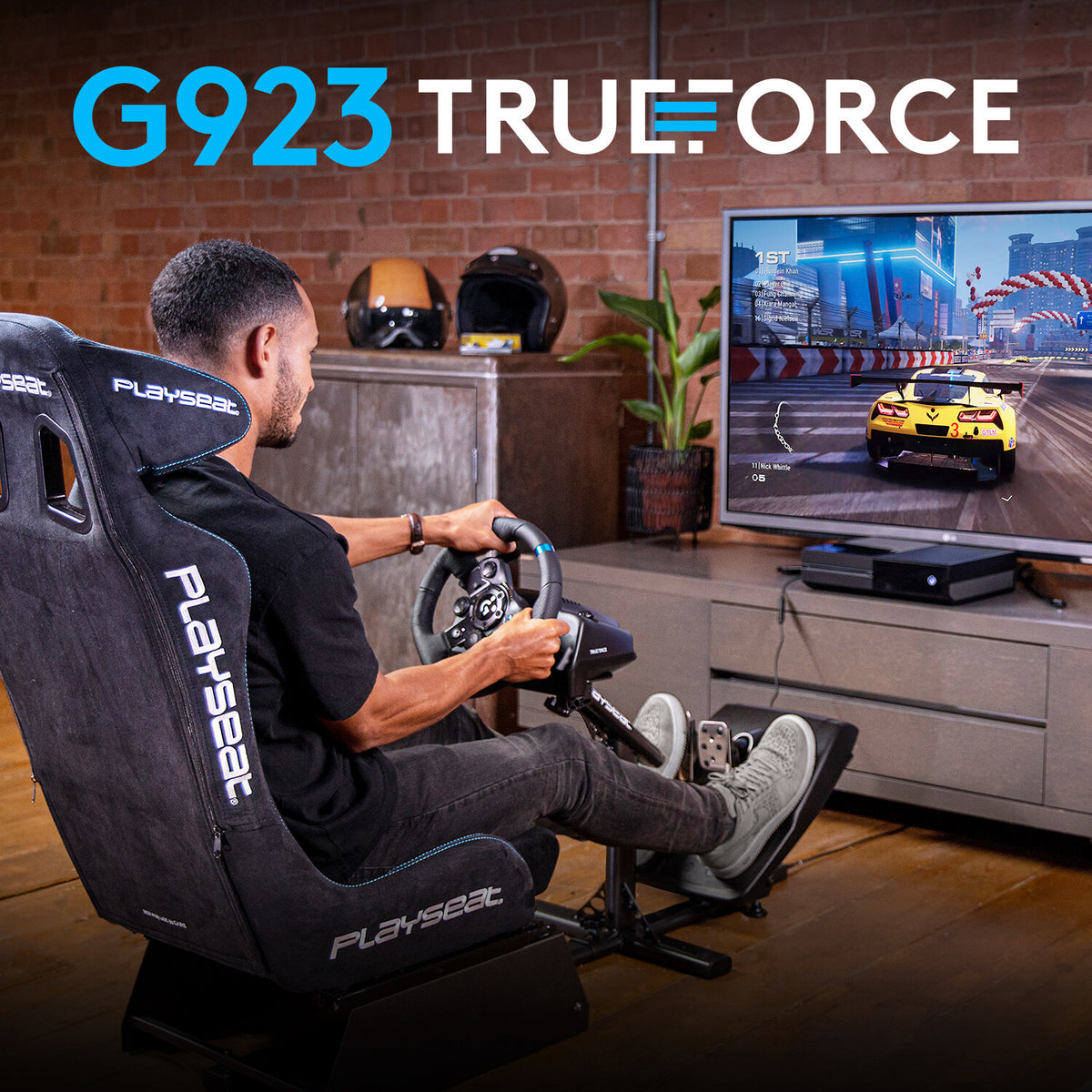 Logitech G G923 - USB Wired Racing Wheel + Pedals for PC / Xbox Series X|S