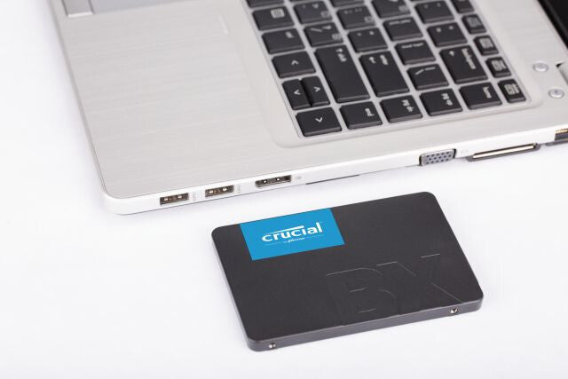 Crucial BX500 - Serial ATA III 3D NAND 2.5&quot; SSD - 240 GB