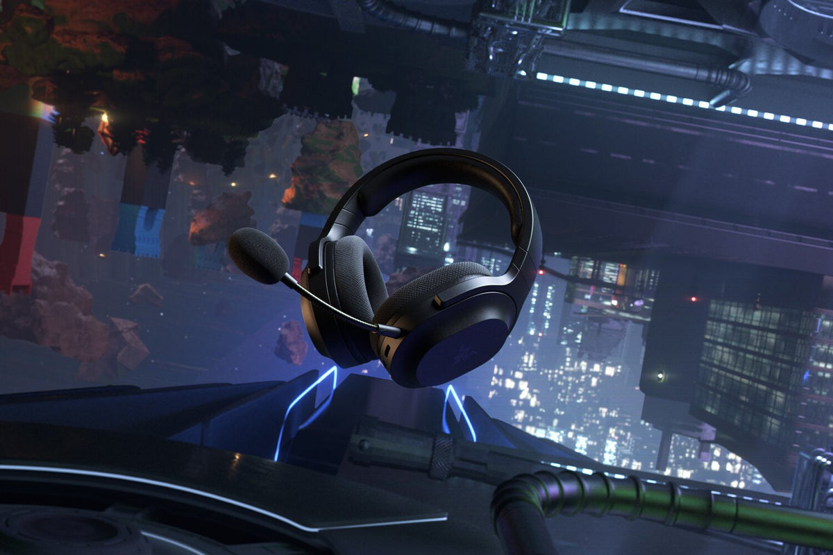 Razer Barracuda X - USB Type-C Wired & Wireless Bluetooth Gaming Headset in Black
