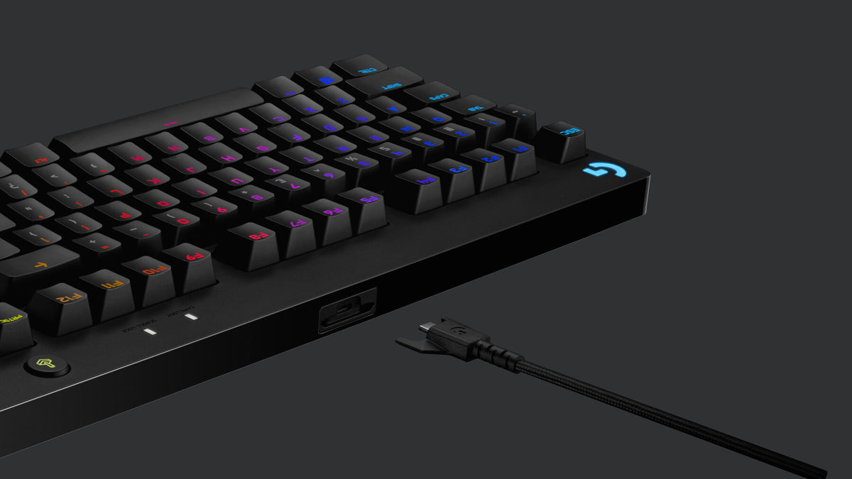 Logitech G - G PRO TKL - USB Wired RGB Mechanical Gaming Keyboard in Black (QWERTY UK)