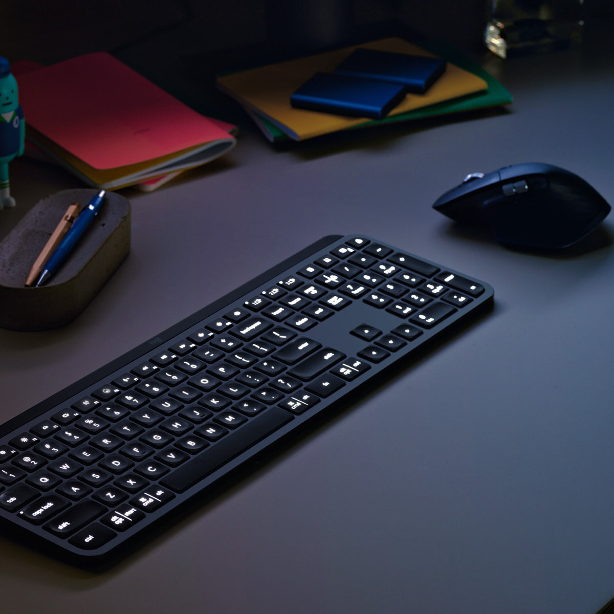 Logitech MX Keys S Combo for Business (Gen 2) -  RF Wireless + Bluetooth Mouse + Wireless QWERTY US International Keyboard