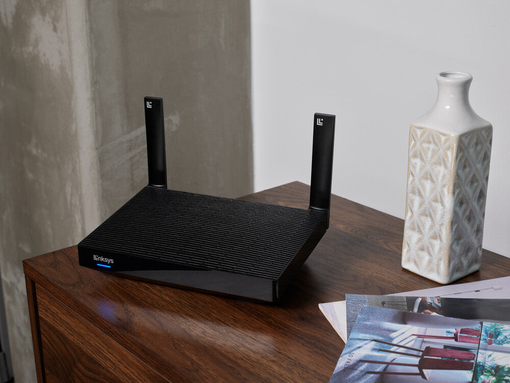 Linksys Hydra Pro 6 - Dual-band (2.4 GHz / 5 GHz) wireless router in Black
