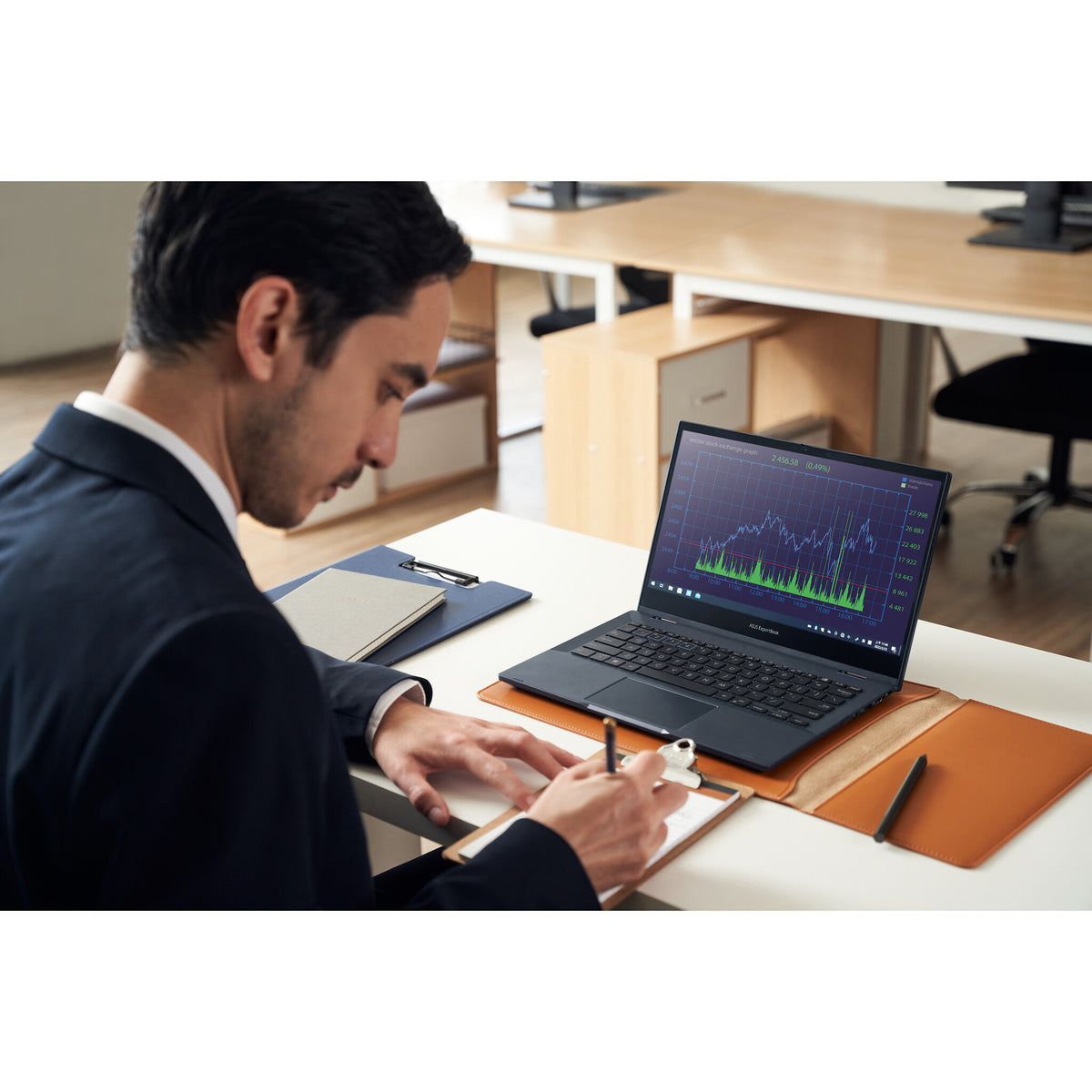 ASUS ExpertBook Hybrid (2-in-1) - 33.8 cm (13.3") - Touchscreen - Intel® Core™ i5-1135G7 - 8 GB DDR4-SDRAM - 512 GB SSD - Wi-Fi 6 - Windows 11 Pro - Black