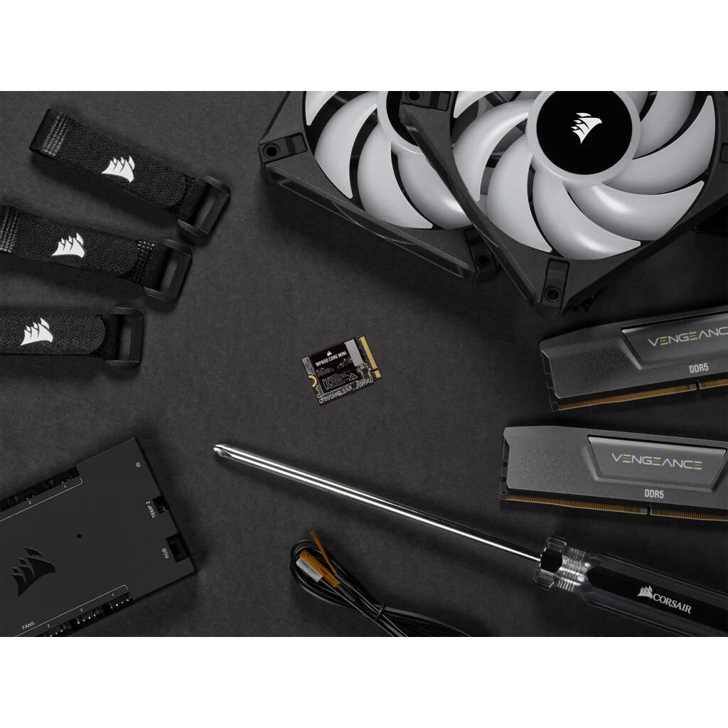 Corsair MP600 Mini - PCI Express 4.0 QLC 3D NAND NVMe M.2 SSD - 2 TB