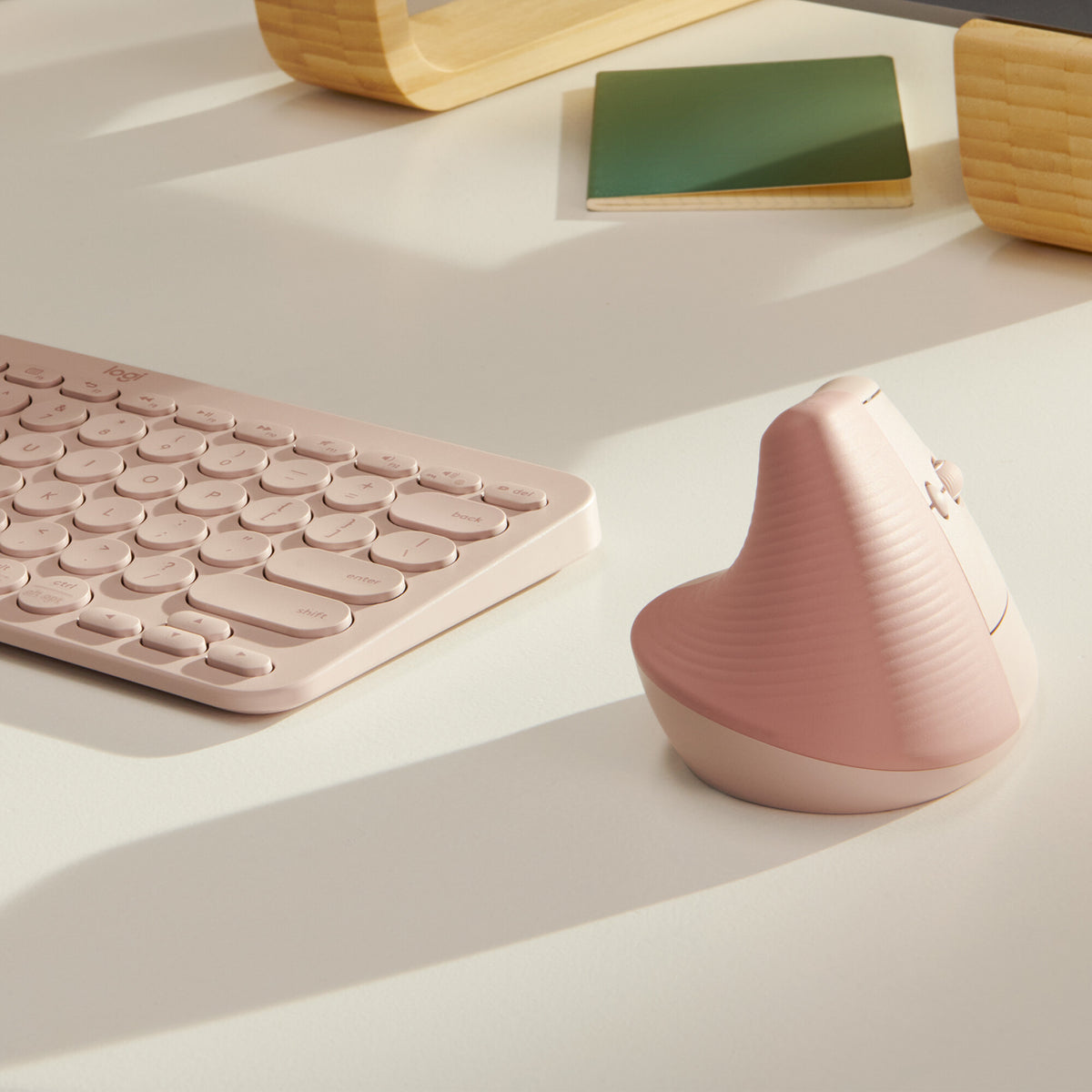 Logitech Lift Vertical Ergonomic Mouse in Pink