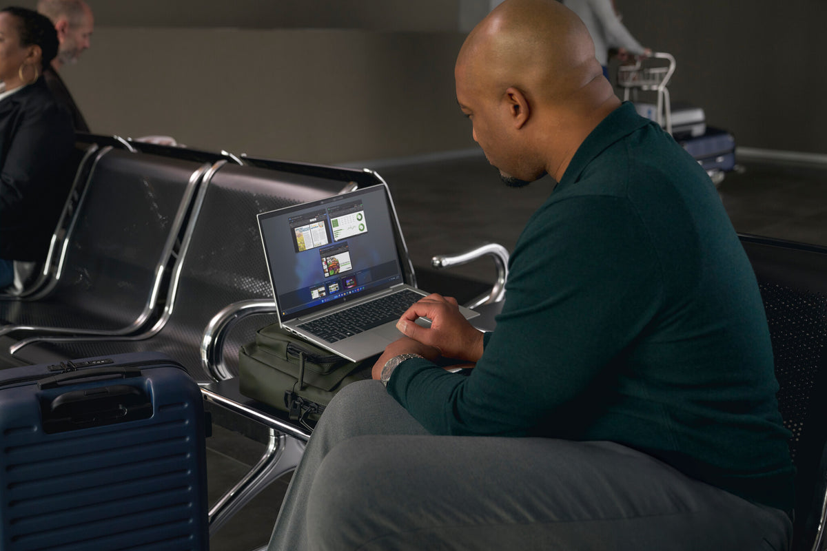 HP EliteBook 655 G10 Laptop - 39.6 cm (15.6") - AMD Ryzen™ 5 7530U - 16 GB DDR4-SDRAM - 512 GB SSD - Wi-Fi 6E - Windows 11 Pro - Silver
