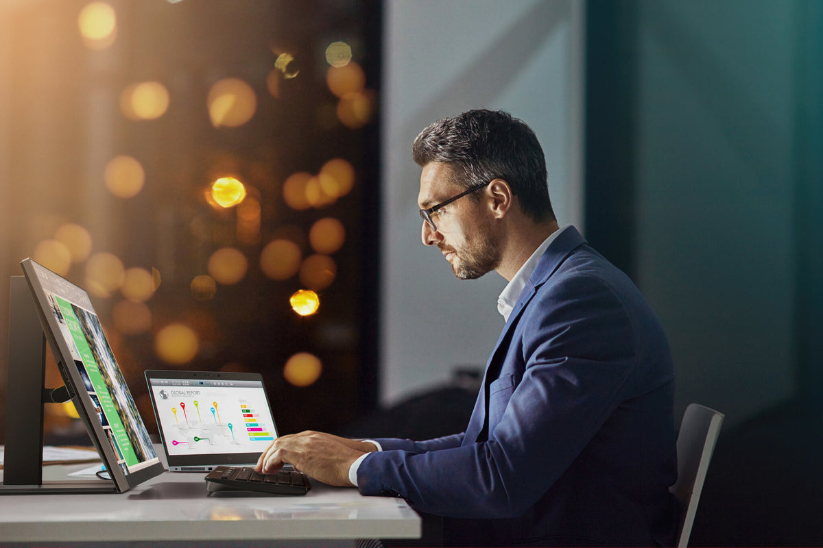 HP EliteDisplay E233 - 58.4 cm (23") - 1920 x 1080 pixels Full HD LED Monitor