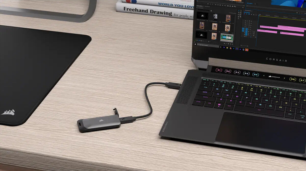 Corsair EX100U - USB Type-C External SSD - 1 TB