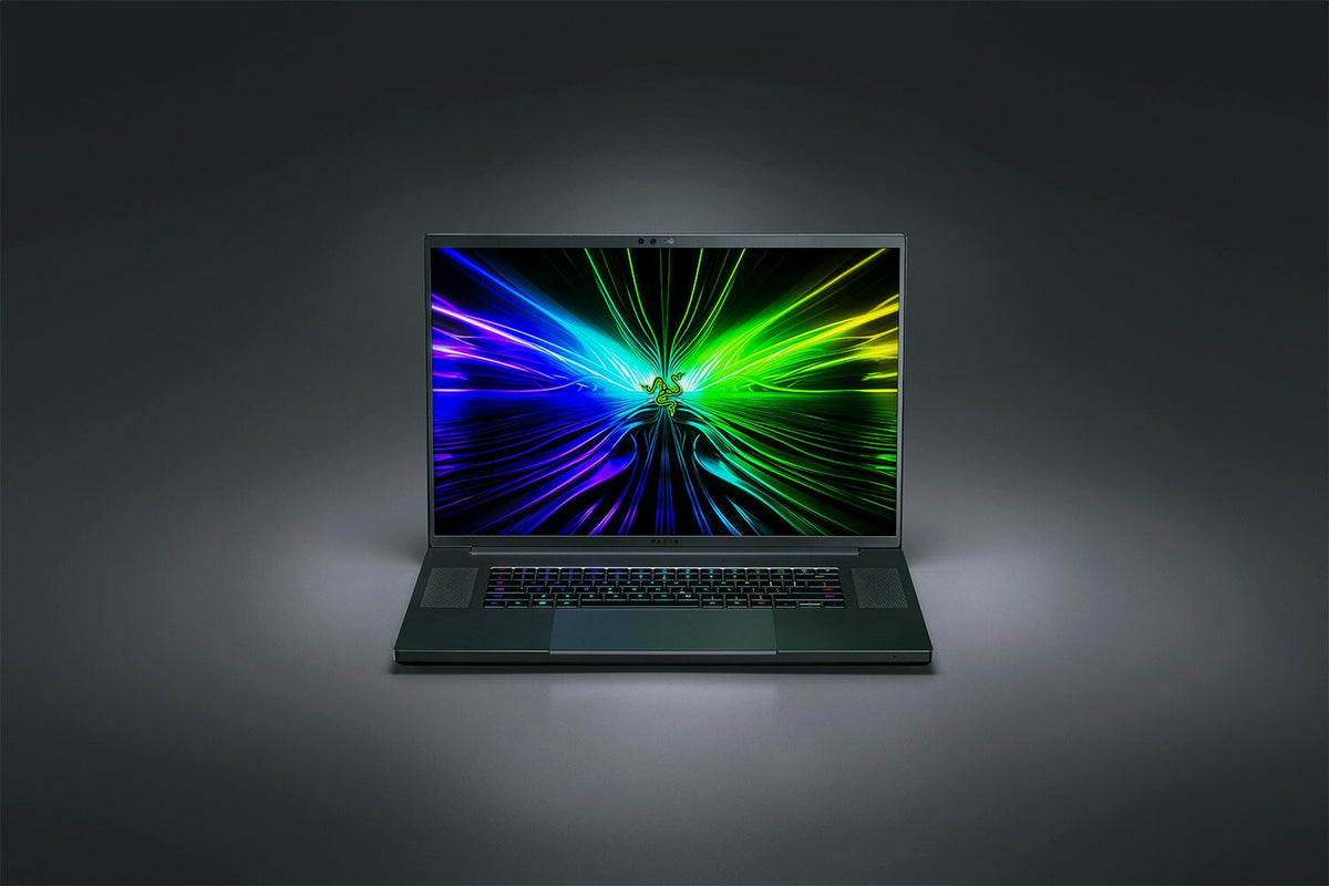 Razer Blade 18 Laptop - 45.7 cm (18") - Intel® Core™ i9-14900HX - 32 GB DDR5-SDRAM - 1 TB SSD - NVIDIA GeForce RTX 4080 - Wi-Fi 7 - Windows 11 Home - Black