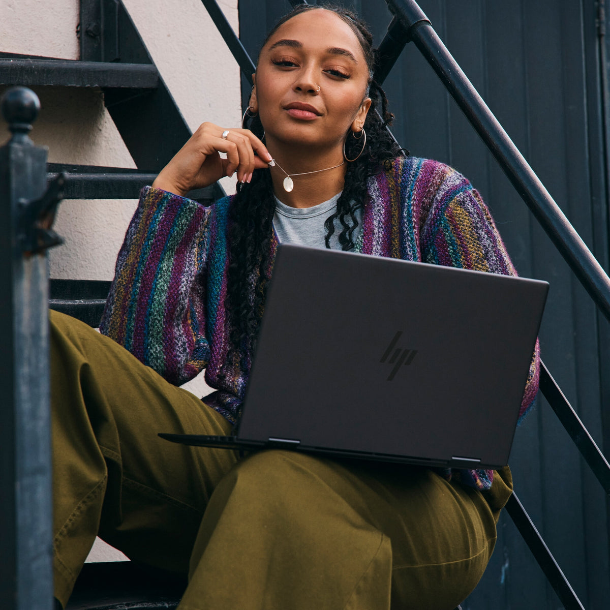 HP ENVY x360 Hybrid (2-in-1) - 39.6 cm (15.6&quot;) - Touchscreen - AMD Ryzen™ 5 7530U - 8 GB LPDDR4x-SDRAM - 512 GB SSD - Wi-Fi 6E - Windows 11 Home - Black