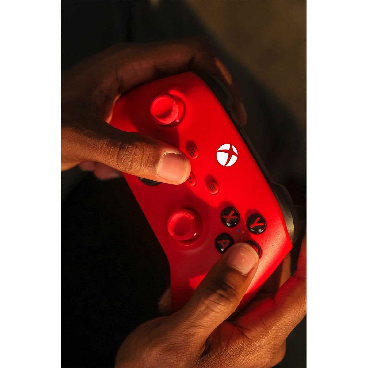 Microsoft Xbox Wireless Controller in Red