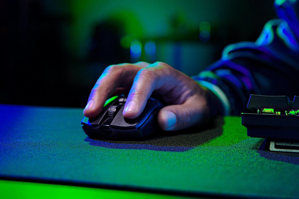 Razer Viper V2 Pro - RF Wireless + USB Type-C Optical Mouse - 30,000 DPI