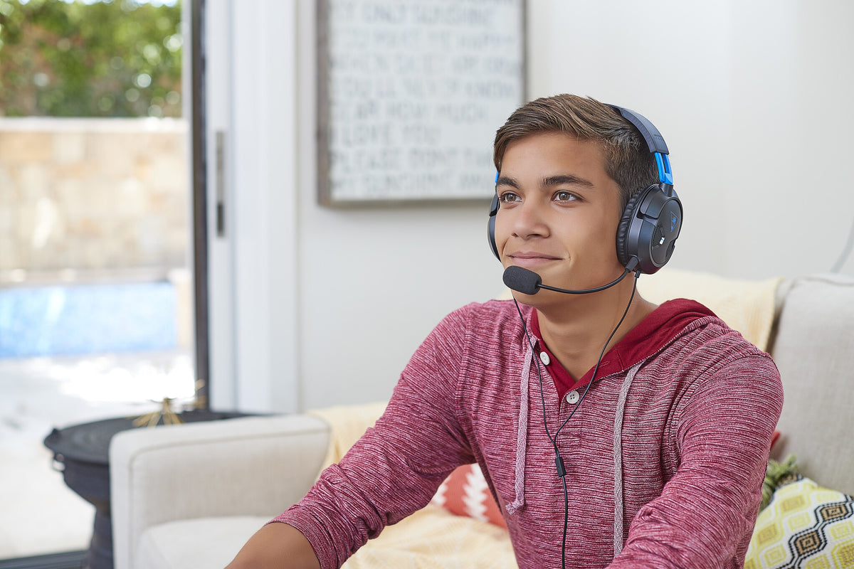 Turtle Beach Recon 50P - 3.5mm Wired Gaming Headset in Black / Blue