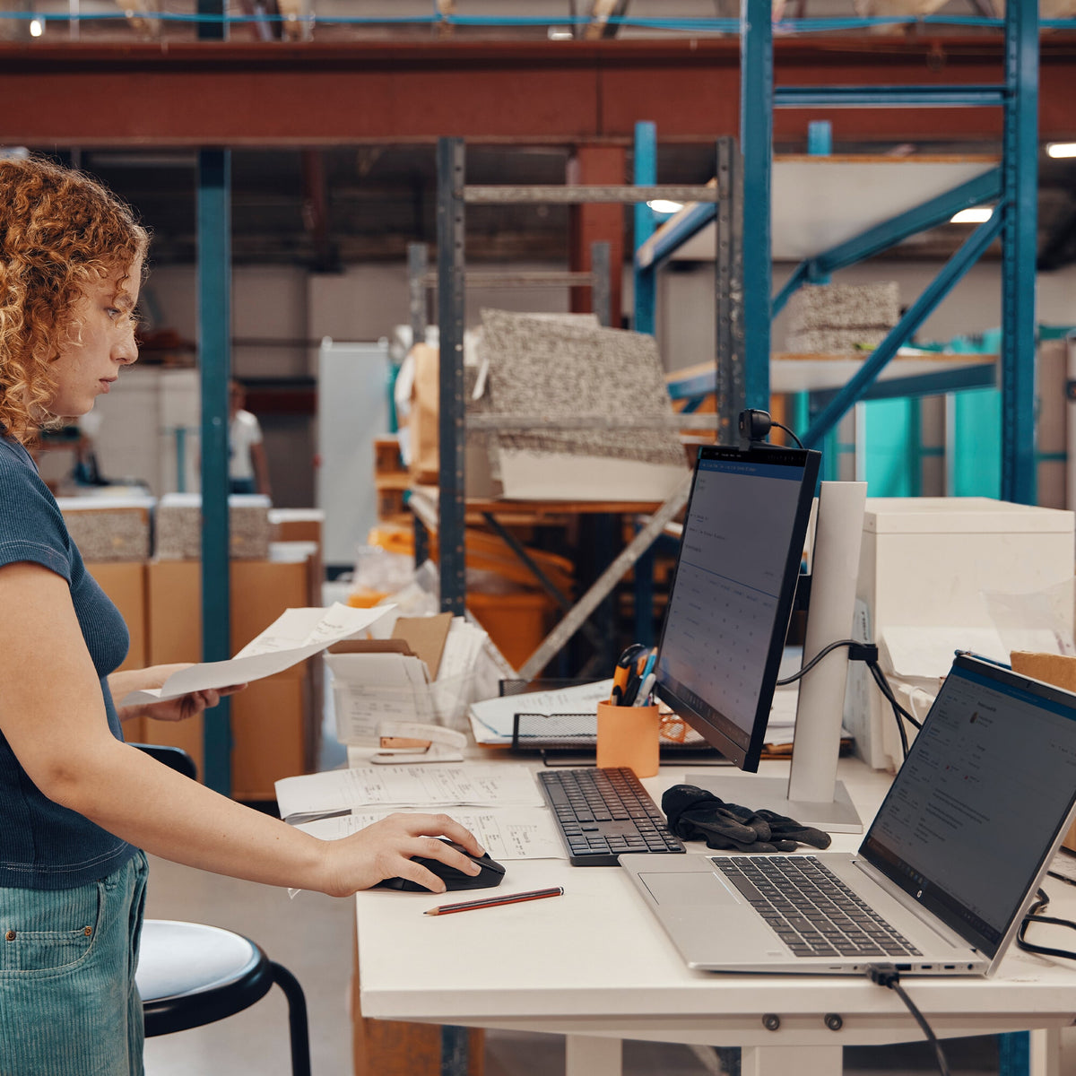 HP ProBook 450 Laptop G10 - 39.6 cm (15.6") - Intel® Core™ i5-1335U - 8 GB DDR4-SDRAM - 256 GB SSD - Wi-Fi 6E - Windows 11 Pro - Silver