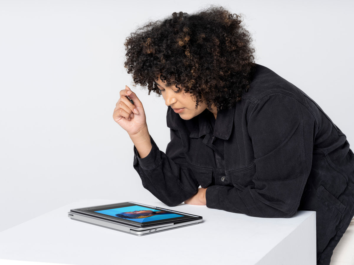 Microsoft Surface Studio Hybrid Laptop (2-in-1) - 36.6 cm (14.4") - Intel® Core™ i7-11370H - 32 GB LPDDR4x-SDRAM - 1 TB SSD - NVIDIA GeForce RTX 3050 Ti - Wi-Fi 6 - Windows 11 Home - Platinum